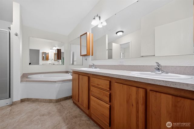 21204 128th Street Ct E, Bonney Lake, WA 98391