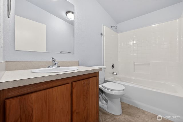 21204 128th Street Ct E, Bonney Lake, WA 98391