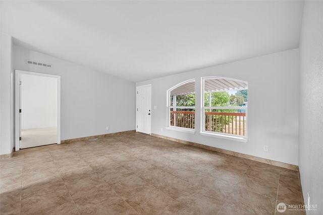 21204 128th Street Ct E, Bonney Lake, WA 98391