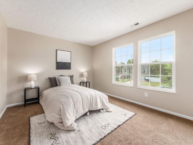 4146 Demorest Cove Court, Grove City, OH 43123