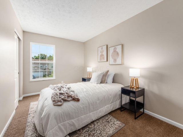 4146 Demorest Cove Court, Grove City, OH 43123