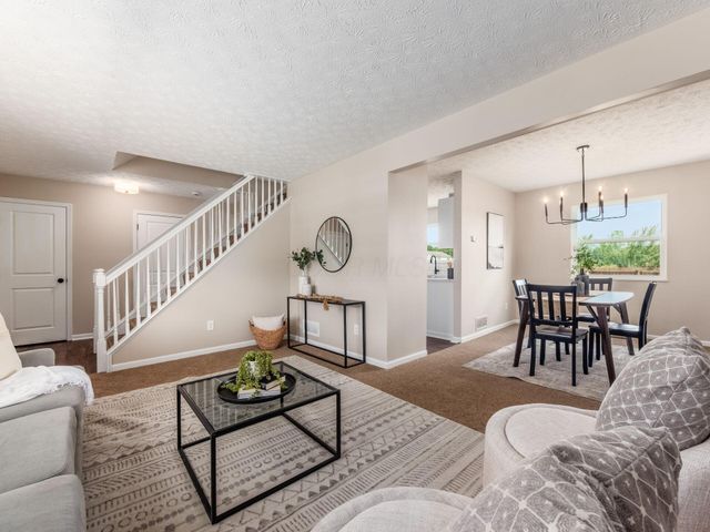 4146 Demorest Cove Court, Grove City, OH 43123