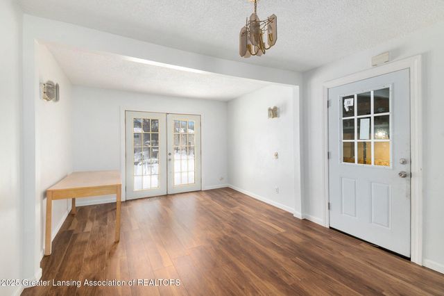 937 Reo Road, Lansing, MI 48910