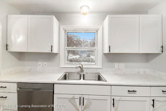 937 Reo Road, Lansing, MI 48910