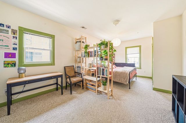 12-14 Everett St 202, Boston, MA 02134