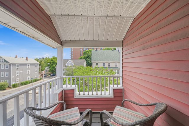 12-14 Everett St 202, Boston, MA 02134