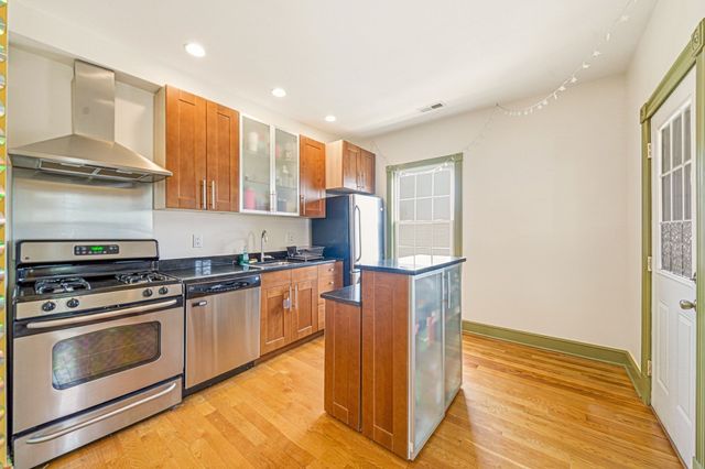 12-14 Everett St 202, Boston, MA 02134