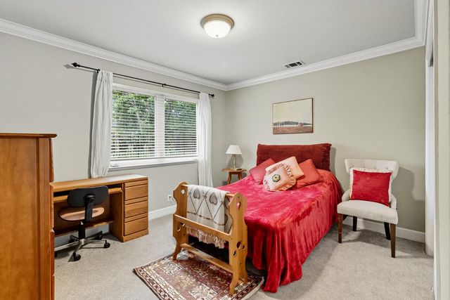 900 Jonas Ave, Sacramento, CA 95864