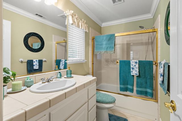 900 Jonas Ave, Sacramento, CA 95864