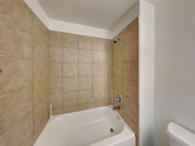 3427 Apache Meadows Drive, Baytown, TX 77521