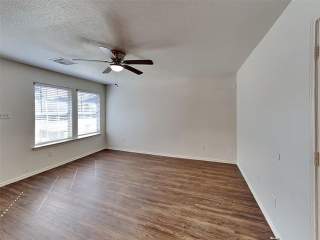 3427 Apache Meadows Drive, Baytown, TX 77521