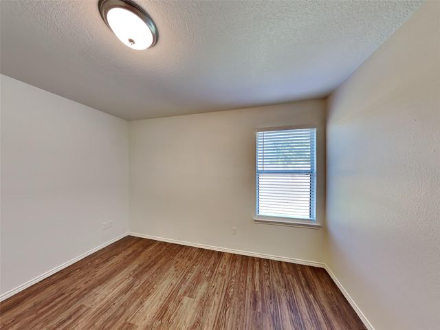 3427 Apache Meadows Drive, Baytown, TX 77521