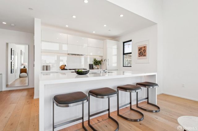 310 Carolina Street 406, San Francisco, CA 94107