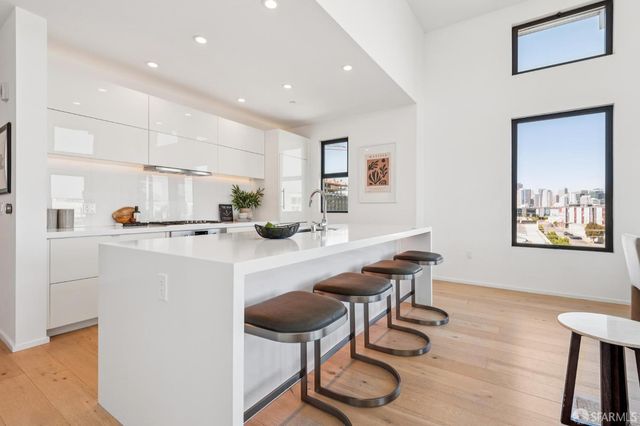 310 Carolina Street 406, San Francisco, CA 94107