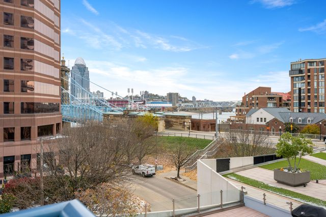 1 Roebling Way, 301, Covington, KY 41011
