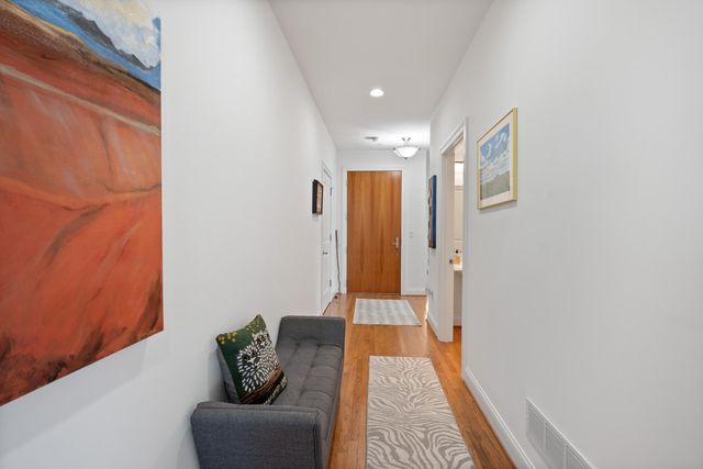 1 Roebling Way, 301, Covington, KY 41011