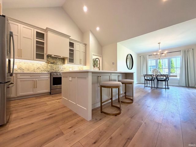 832 Spyglass Hill Drive, Bedford, IN 47421