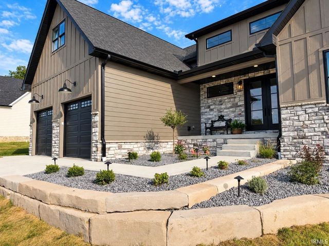 832 Spyglass Hill Drive, Bedford, IN 47421