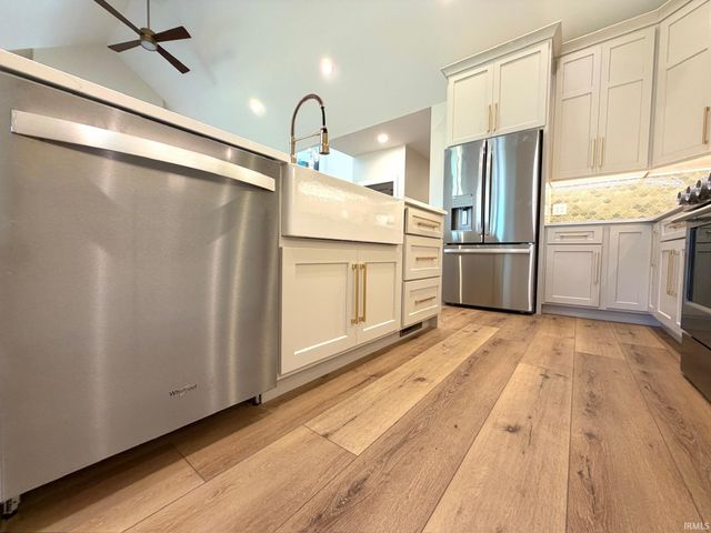 832 Spyglass Hill Drive, Bedford, IN 47421