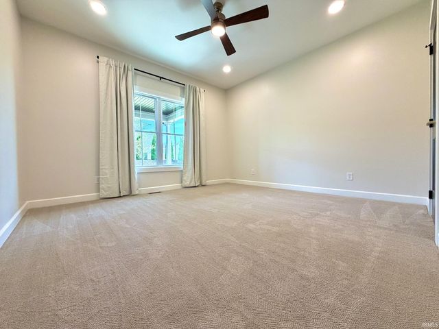 832 Spyglass Hill Drive, Bedford, IN 47421