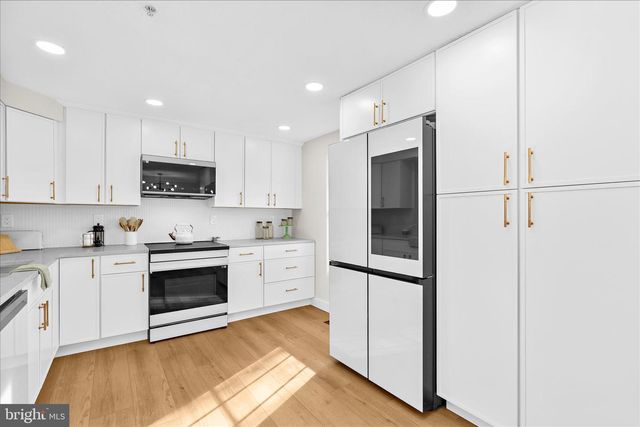 1530 FALSTONE LN, Crofton, MD 21114