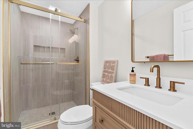 1530 FALSTONE LN, Crofton, MD 21114