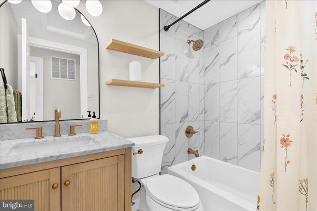 1530 FALSTONE LN, Crofton, MD 21114