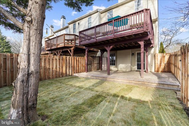 1530 FALSTONE LN, Crofton, MD 21114