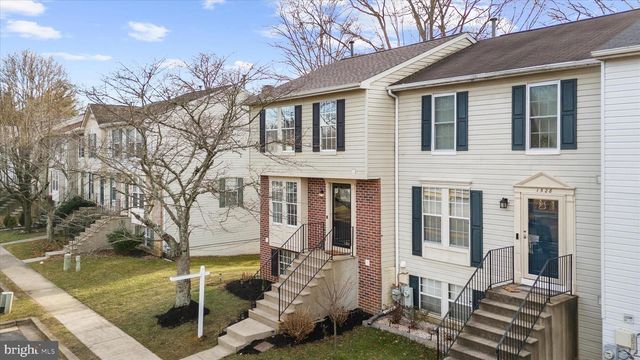 1530 FALSTONE LN, Crofton, MD 21114