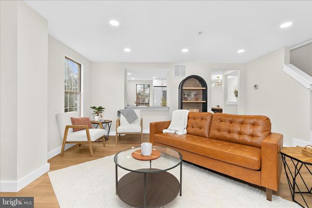 1530 FALSTONE LN, Crofton, MD 21114