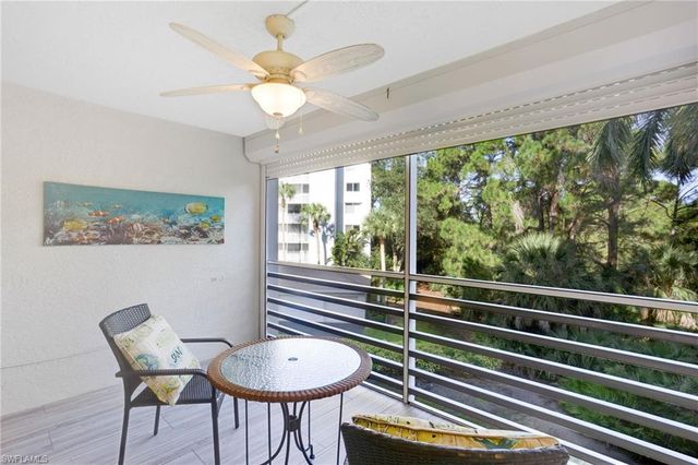 285 Naples Cove DR 1303, Naples, FL 34110