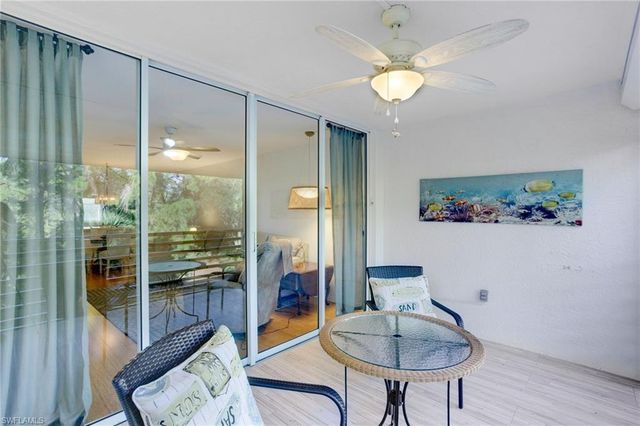 285 Naples Cove DR 1303, Naples, FL 34110
