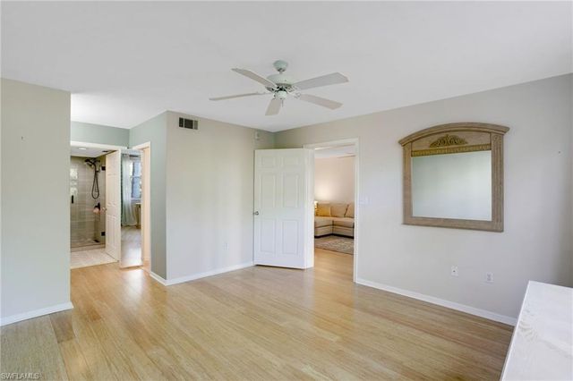 285 Naples Cove DR 1303, Naples, FL 34110