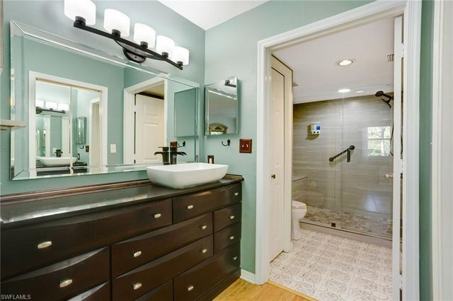 285 Naples Cove DR 1303, Naples, FL 34110