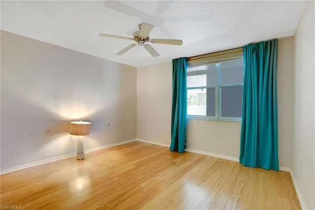 285 Naples Cove DR 1303, Naples, FL 34110