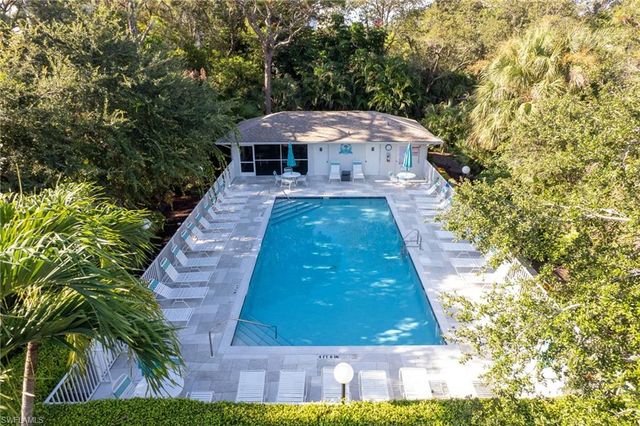 285 Naples Cove DR 1303, Naples, FL 34110