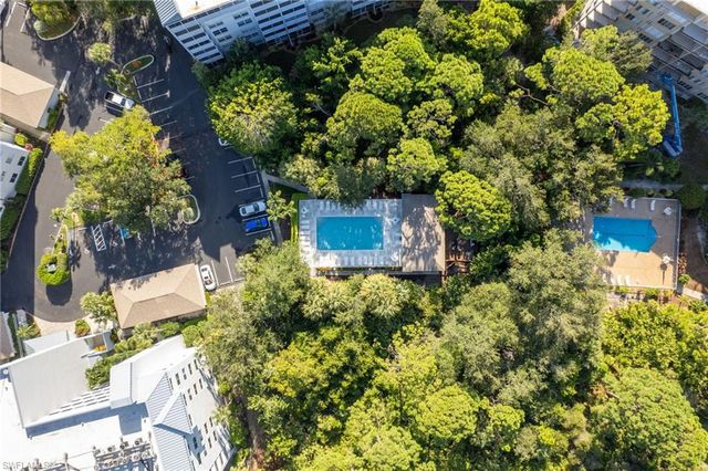 285 Naples Cove DR 1303, Naples, FL 34110