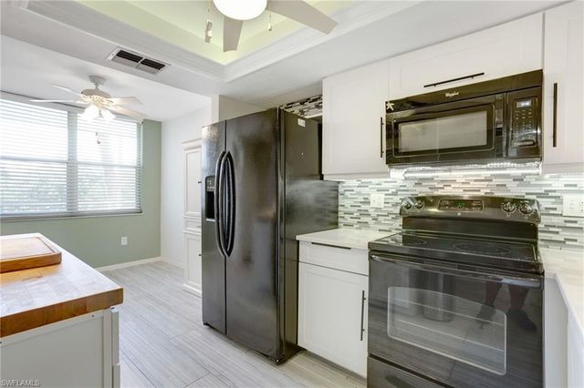 285 Naples Cove DR 1303, Naples, FL 34110