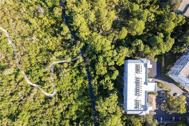 285 Naples Cove DR 1303, Naples, FL 34110