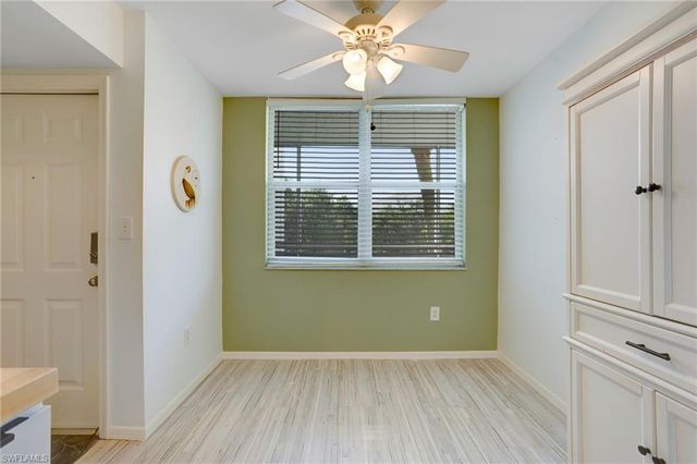 285 Naples Cove DR 1303, Naples, FL 34110