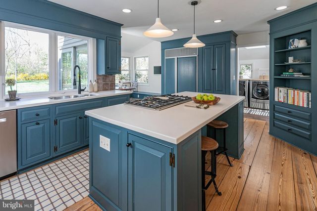 14 NELSON RIDGE RD, Princeton, NJ 08540