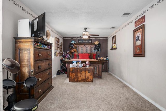 751 E Houston Street, Lovelady, TX 75851