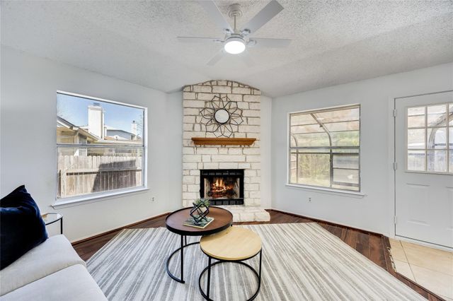 544 Tanner TRL, Pflugerville, TX 78660