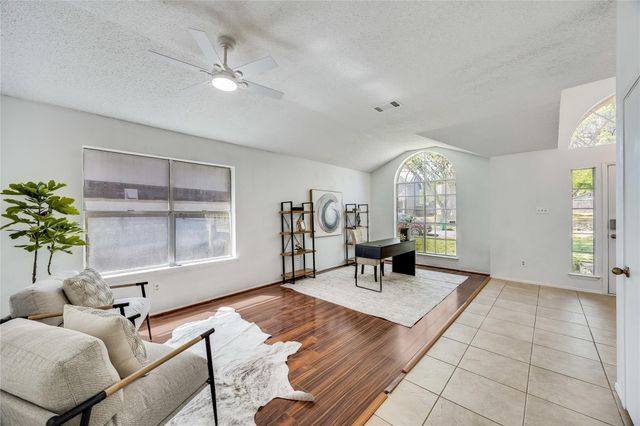 544 Tanner TRL, Pflugerville, TX 78660