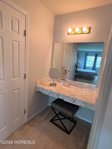 7 Coventry Court, Manalapan, NJ 07726