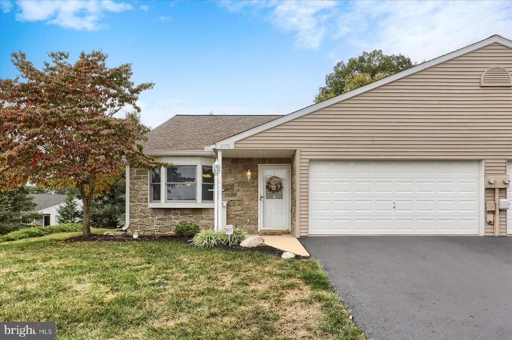 2578 SHAGBARK CT, York, PA 17406