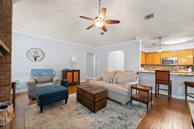 551 Sandgate Drive, Burleson, TX 76028