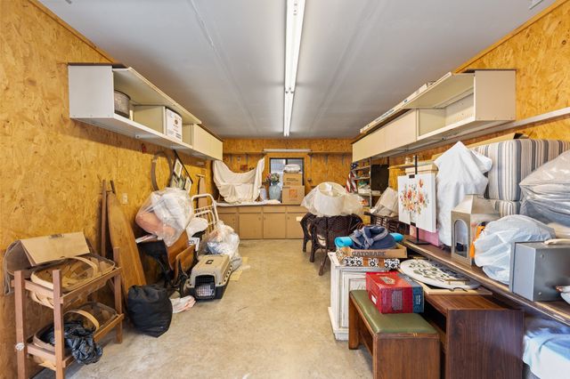 551 Sandgate Drive, Burleson, TX 76028