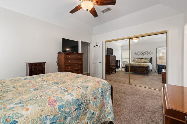 551 Sandgate Drive, Burleson, TX 76028