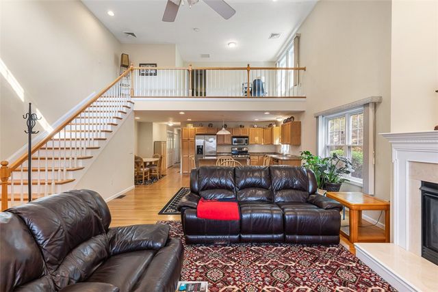 500 Mendon Road 11, Cumberland, RI 02864